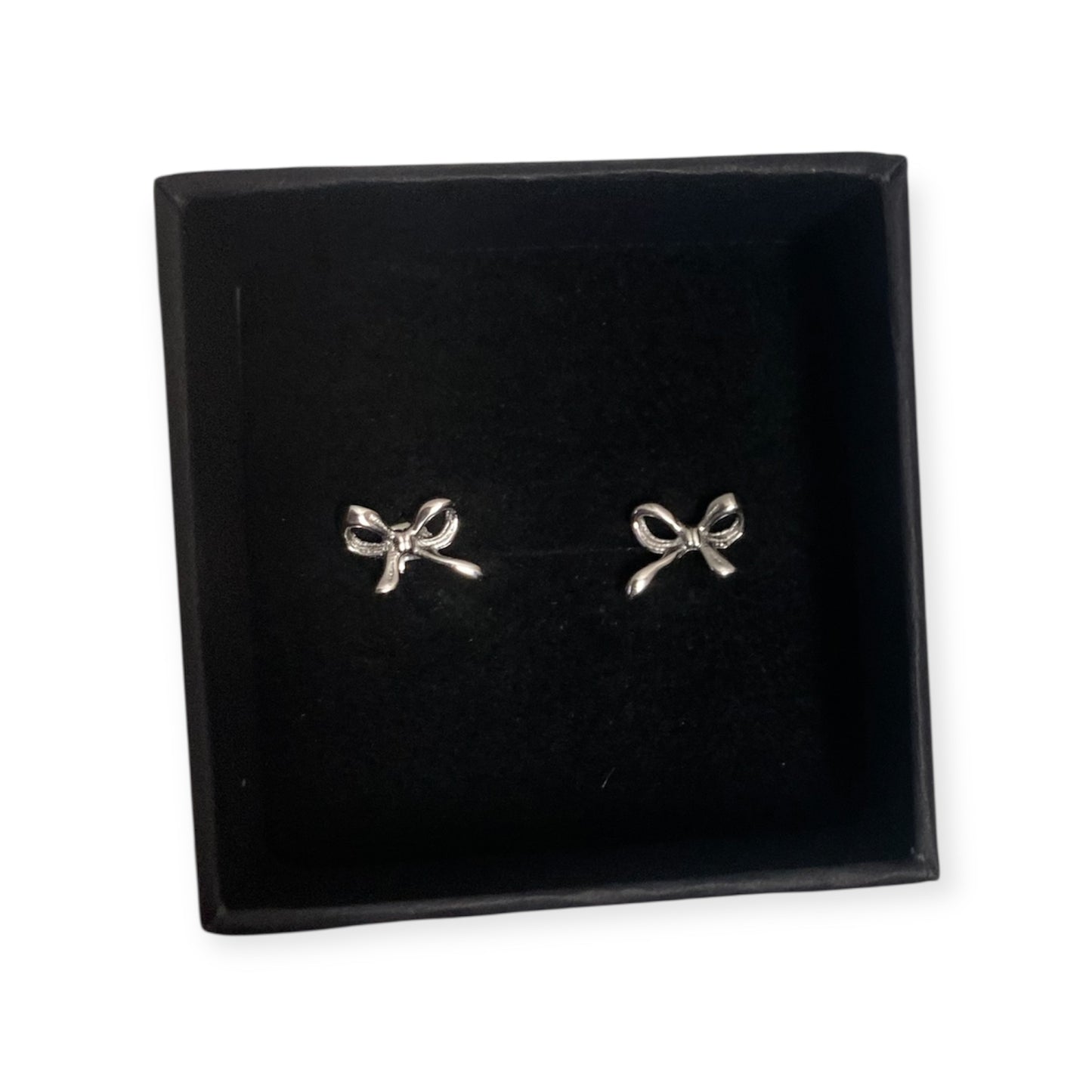 SCARLETT SMALL BOW EARRINGS - 925 STERLING SILVER